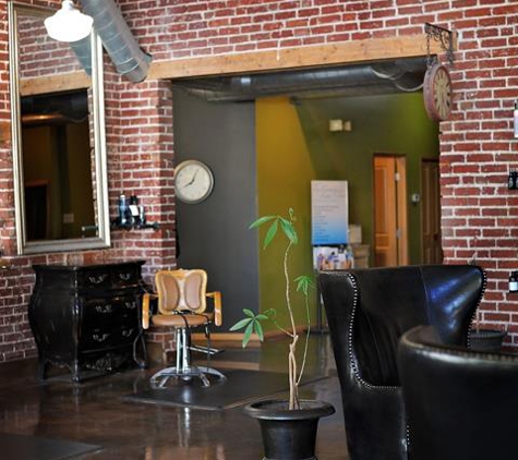 The Garage Salon, Inc. - Chippewa Falls, WI