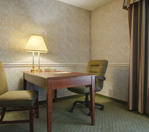 Piccadilly Inn Hotels - Fresno, CA