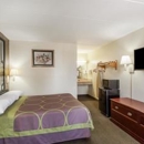 Super 8 by Wyndham Manassas - Motels