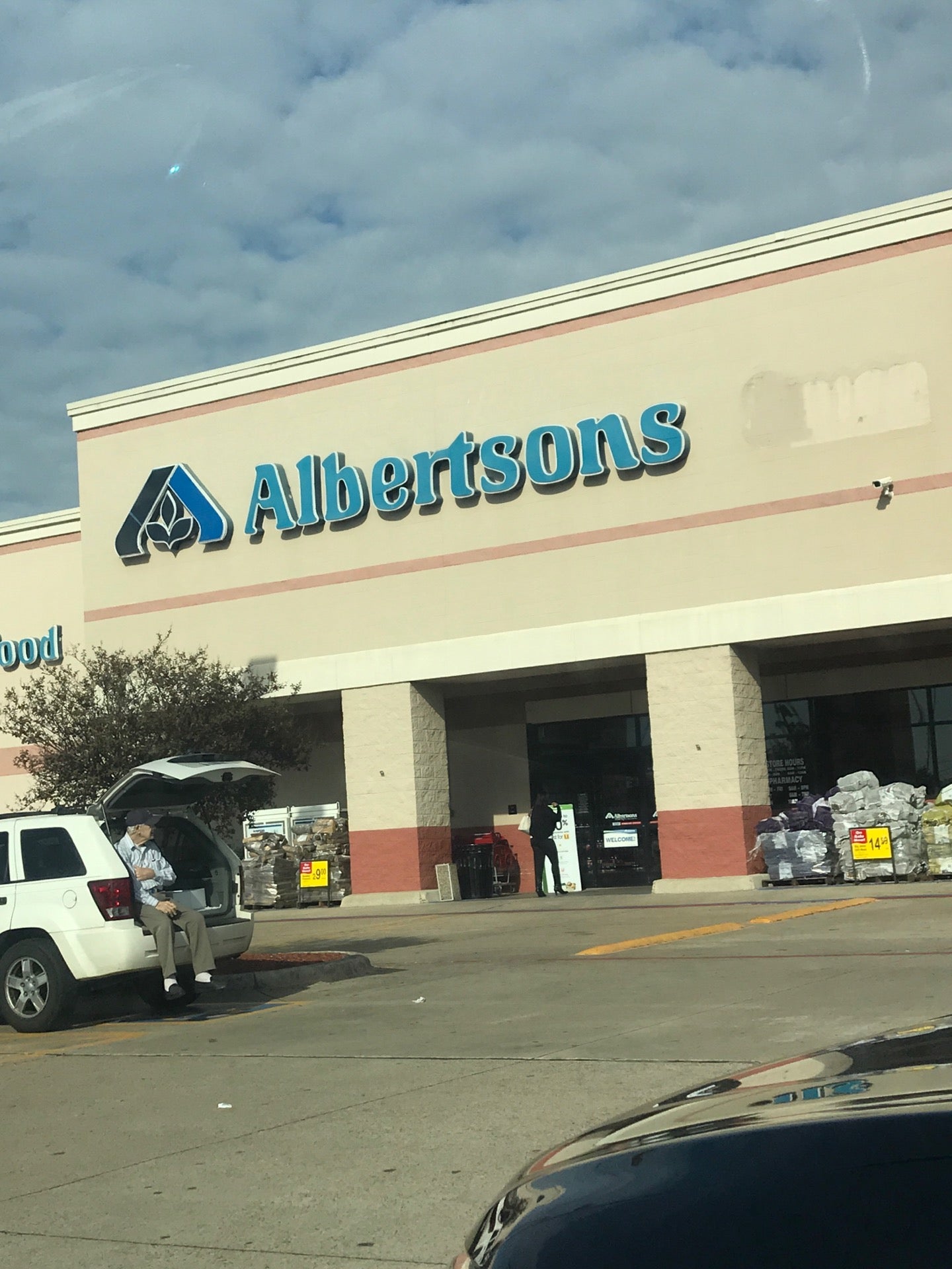 ALBERTSONS - CLOSED - 4126 S Carrier Pkwy, Grand Prairie, Texas - Grocery -  Phone Number - Yelp