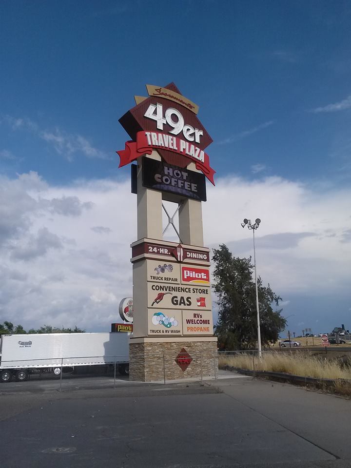 truck stops in sacramento california