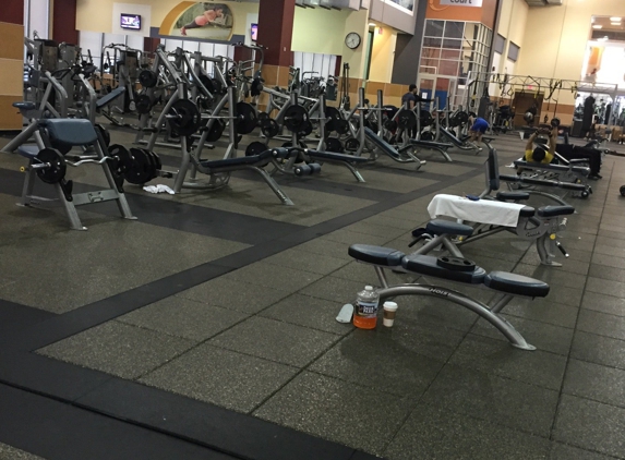 24 Hour Fitness - Vienna, VA