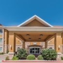Days Inn & Suites by Wyndham Cleburne TX - Motels