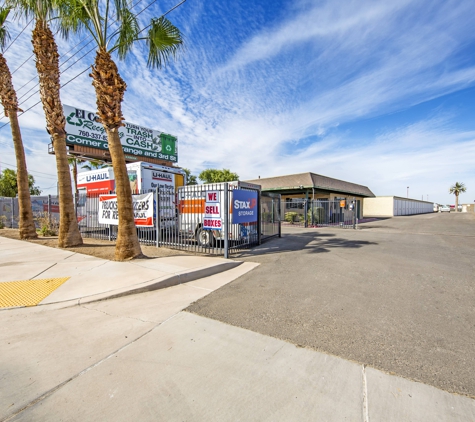 StaxUP Storage - El Centro, CA