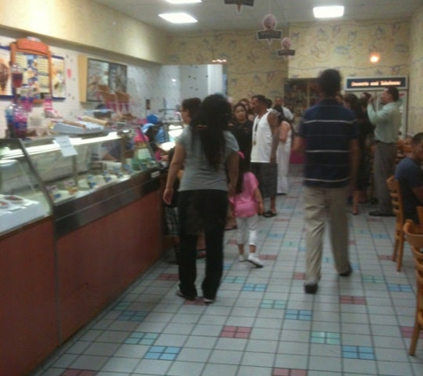 Baskin-Robbins - Brea, CA