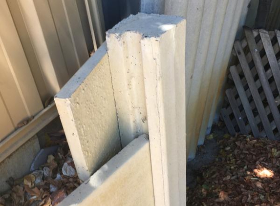 Swan Fencing - Bull Creek, WA. Extremely poor workmanship, incorrect length of post and have a look at the vertical slat.