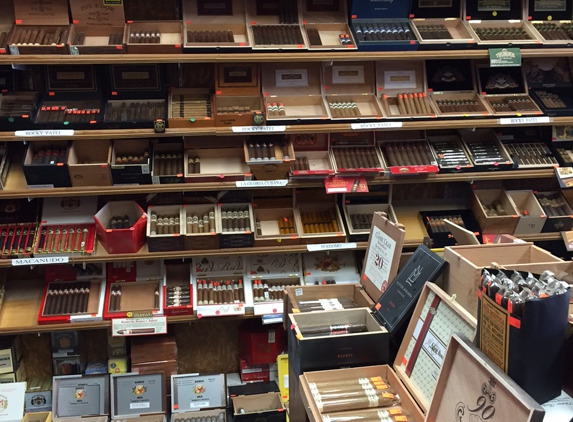 Tobacco Store - Memphis, TN