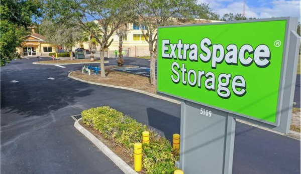 Extra Space Storage - Sarasota, FL