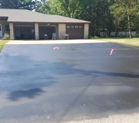 Wisconsin Asphalt Sealers - Stevens Point, WI