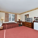 Travelodge by Wyndham Great Barrington Berkshires - Hotels