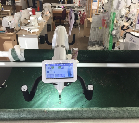 Whitlock's Longarm Quilting Machines and Systems