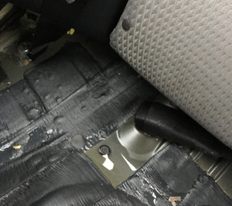 Hollywood Collision - Philadelphia, PA. Water under the rear seat