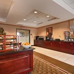 Riverview Inn & Suites - Rahway, NJ