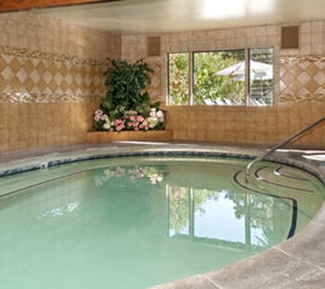 Roman Spa Hot Springs Resort - Calistoga, CA