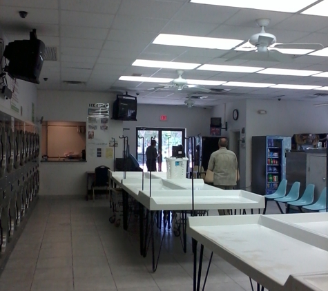 24 Hour Laundromat - Naples, FL