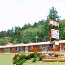 Four Winds Motel - Motels