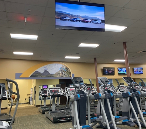 24 Hour Fitness - Bay Shore, NY