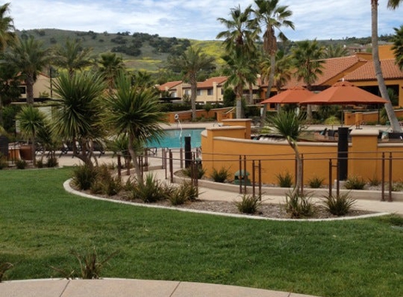 Malibu Canyon Apartments - Calabasas, CA