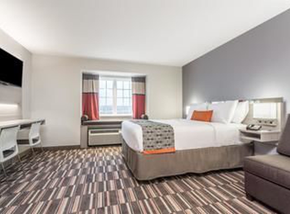 Microtel Inn & Suites by Wyndham Rochester South Mayo Clinic - Rochester, MN