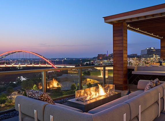 Rivière Rooftop - Nashville, TN