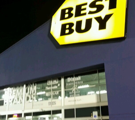 Best Buy - Dallas, TX