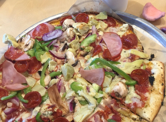 Pieology Pizzeria - Apple Valley, CA