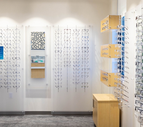 Allina Health Lakeville Clinic North Optical - Lakeville, MN