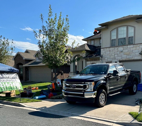 Lucky Roofing - New Braunfels, TX