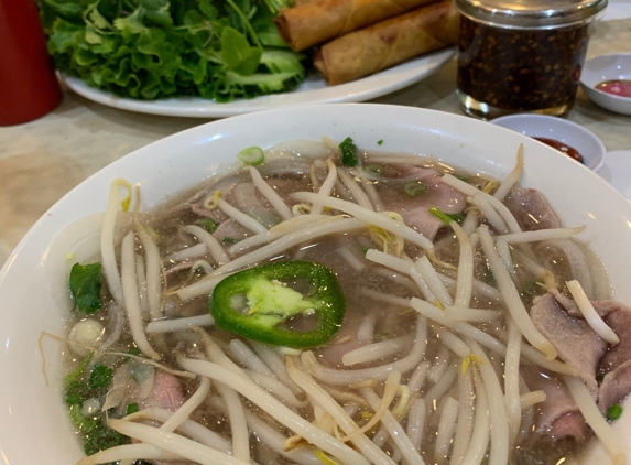 Pho Vie Restaurant - Westminster, CA