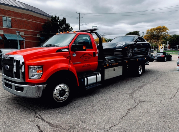 Roadway Towing and Services - Dearborn Heights, MI