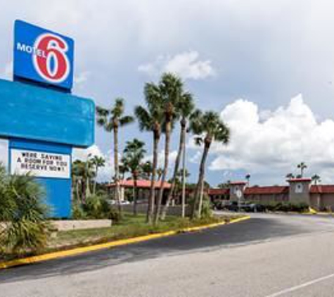 Motel 6 - Spring Hill, FL