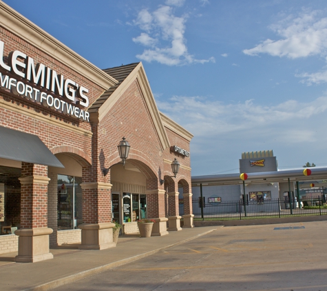 Fleming's Comfort Footwear - Tulsa, OK