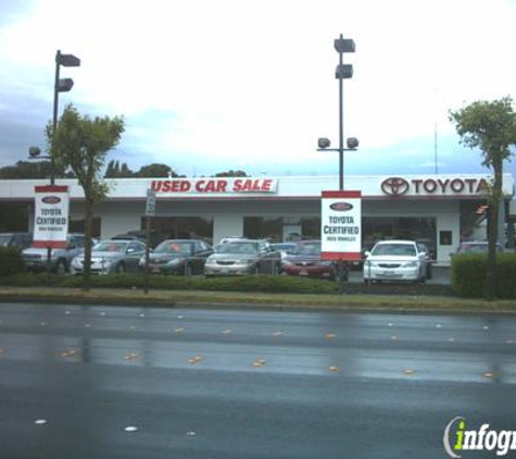 Toyota of Renton - Renton, WA