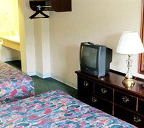 Mountain Melodies Inn & Suites - Pigeon Forge, TN