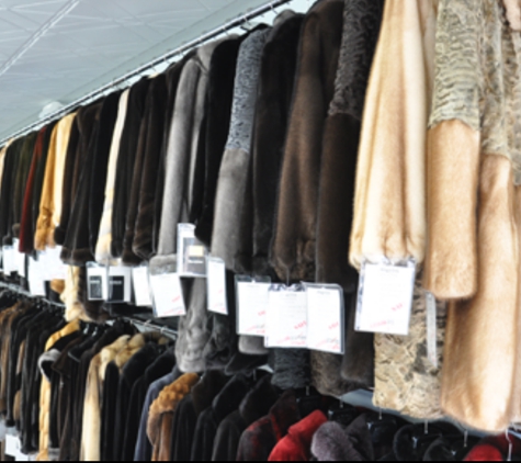 Angelo's Leather & Furs - Oak Lawn, IL