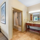 Hampton Inn & Suites Mystic - Hotels