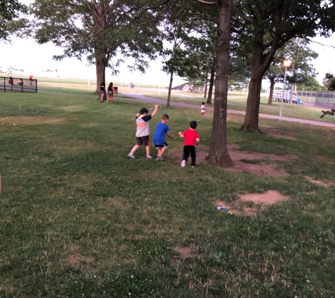 Raritan Bay Waterfront Park - South Amboy, NJ