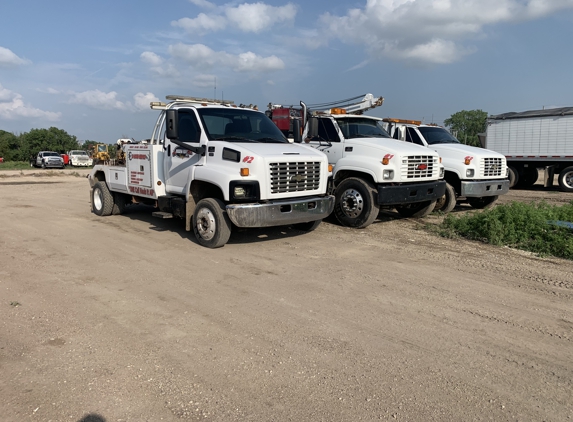 Midwest Towing LLC - Russell, KS