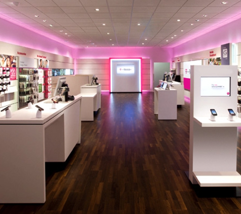 T-Mobile - Broomall, PA