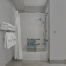 Holiday Inn Express & Suites Lenexa - Overland Park Area by IHG - Hotels