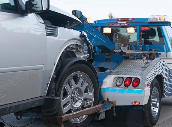 B & B Auto Service and Towing - Cuyahoga Falls, OH