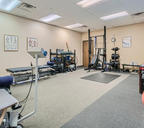 Canyon Lake Chiropractic and Physical Therapy - Las Vegas, NV