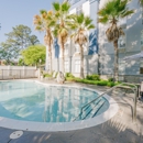 Holiday Inn Express & Suites Charleston - Northwoods by IHG - Hotels