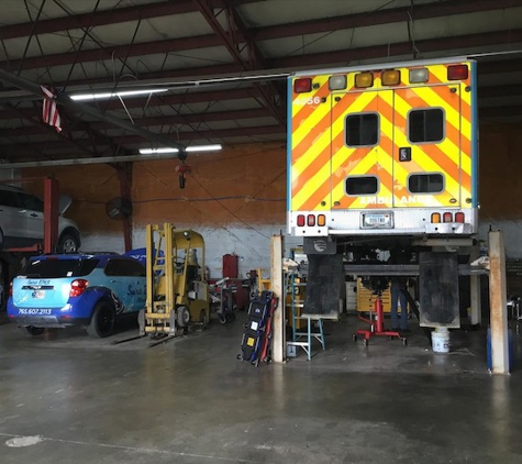 Viney's Auto Diagnostic & Repairs - Monticello, IN