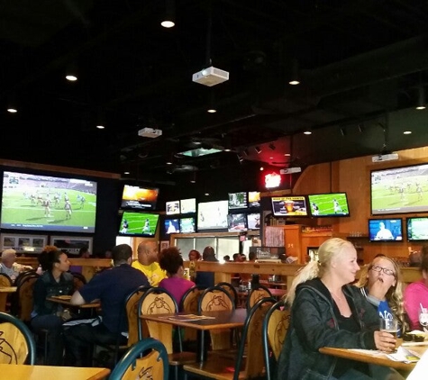 Buffalo Wild Wings - Monroe, MI