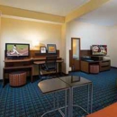 Fairfield Inn & Suites - Hotels