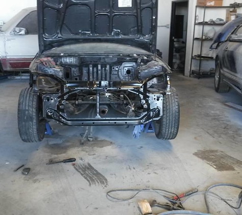 Xtreme Auto Body - Hesperia, CA