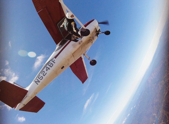 San Jose Skydiving Center - San Martin, CA