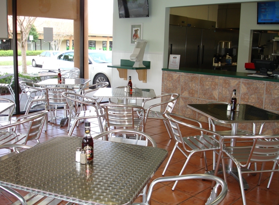 Buster's Doughboys and Clam Cakes - Sunrise, FL