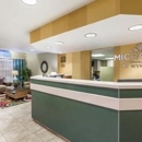 Microtel Inn & Suites by Wyndham Gulf Shores - Hotels